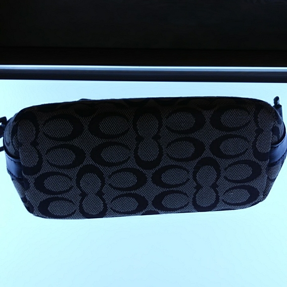 Coach style cosmetic bag clutch - Picture 4 of 4